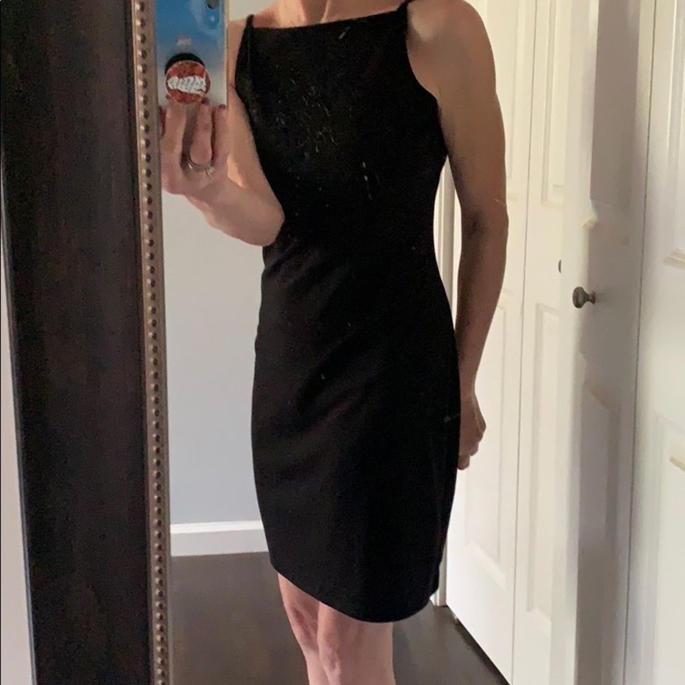 Little black dress - sheath - Picture 6 of 6